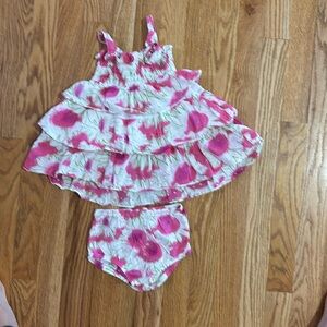 Dress size 12M